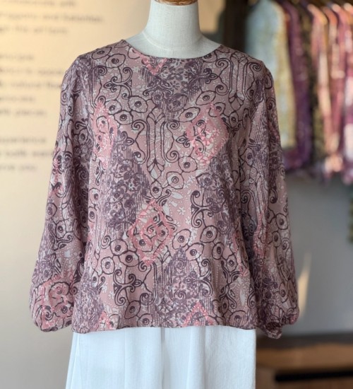 Winda Blouse 16